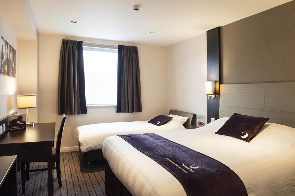 Premier Inn Aberdeen City Centre Bilik gambar