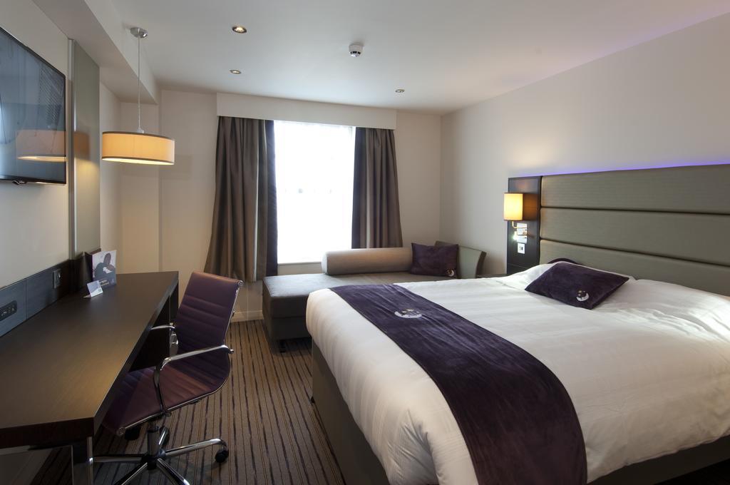 Premier Inn Aberdeen City Centre Bilik gambar